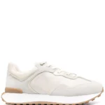 Runner contrast-panel trainers